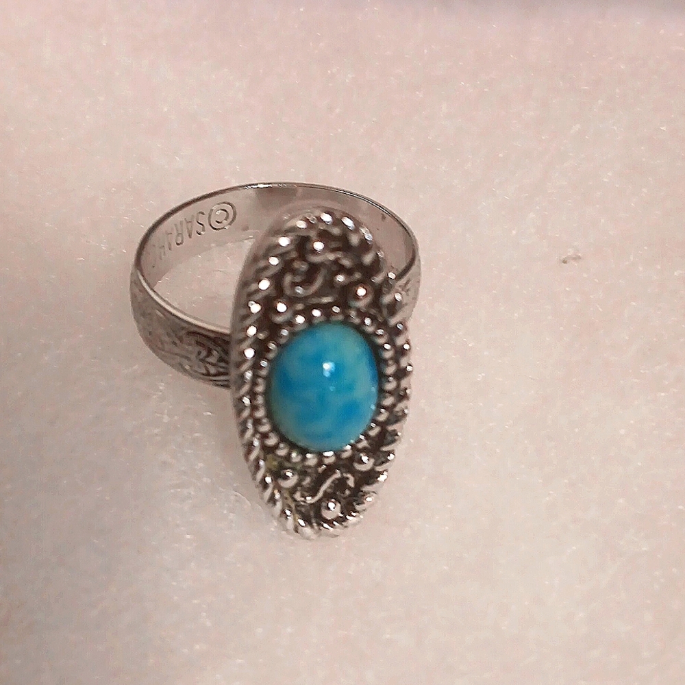 Vintage 1970s Sarah Coventry turquoise lucite ring, adjustable